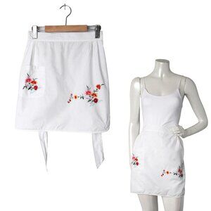 Vintage Handmade Floral Embroidered Waist Apron White Flowers Cotton Tie Pocket